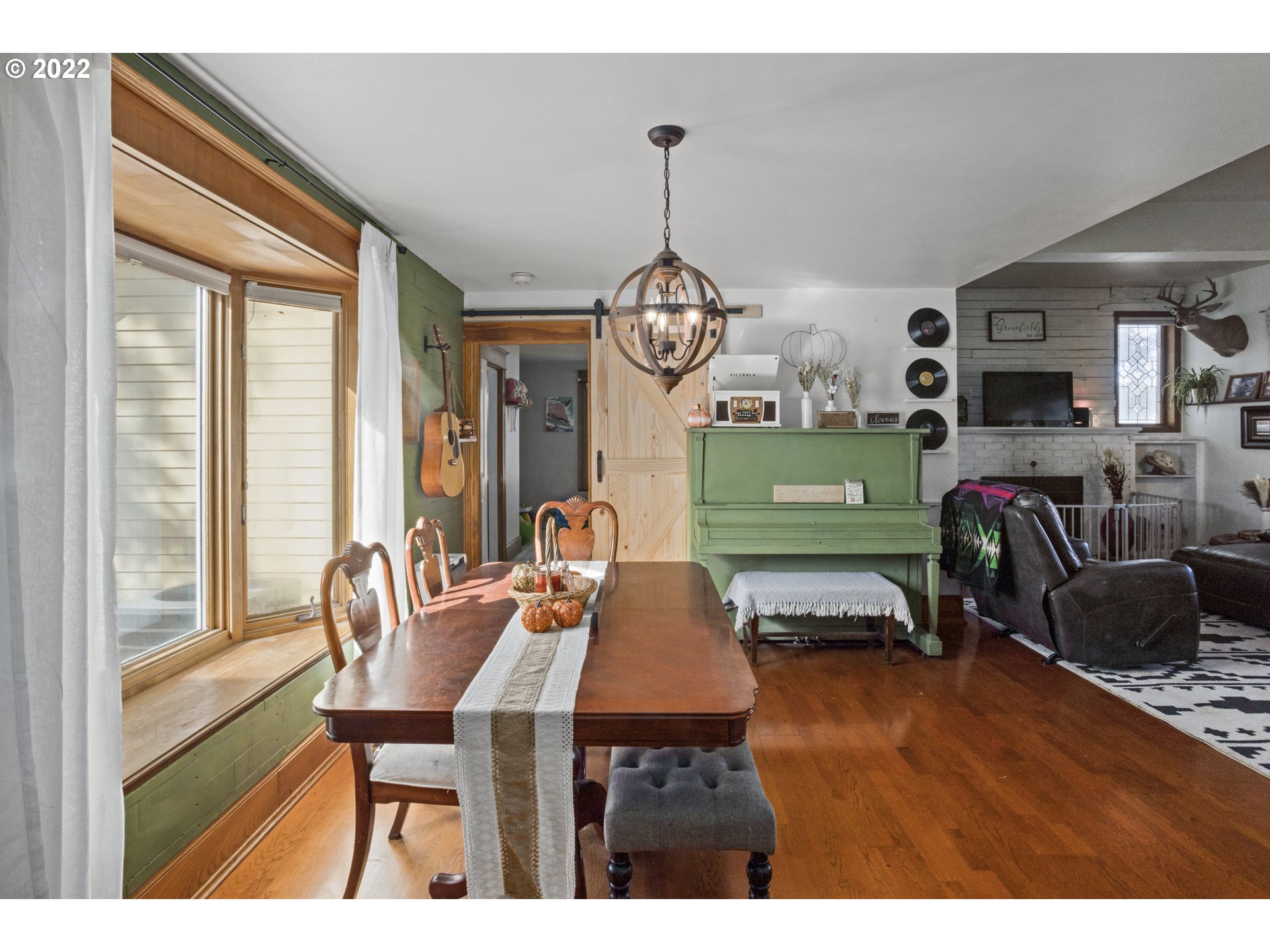 3003 1st Street Moro, OR 97039 - Photo 17 of 32 Dining Room