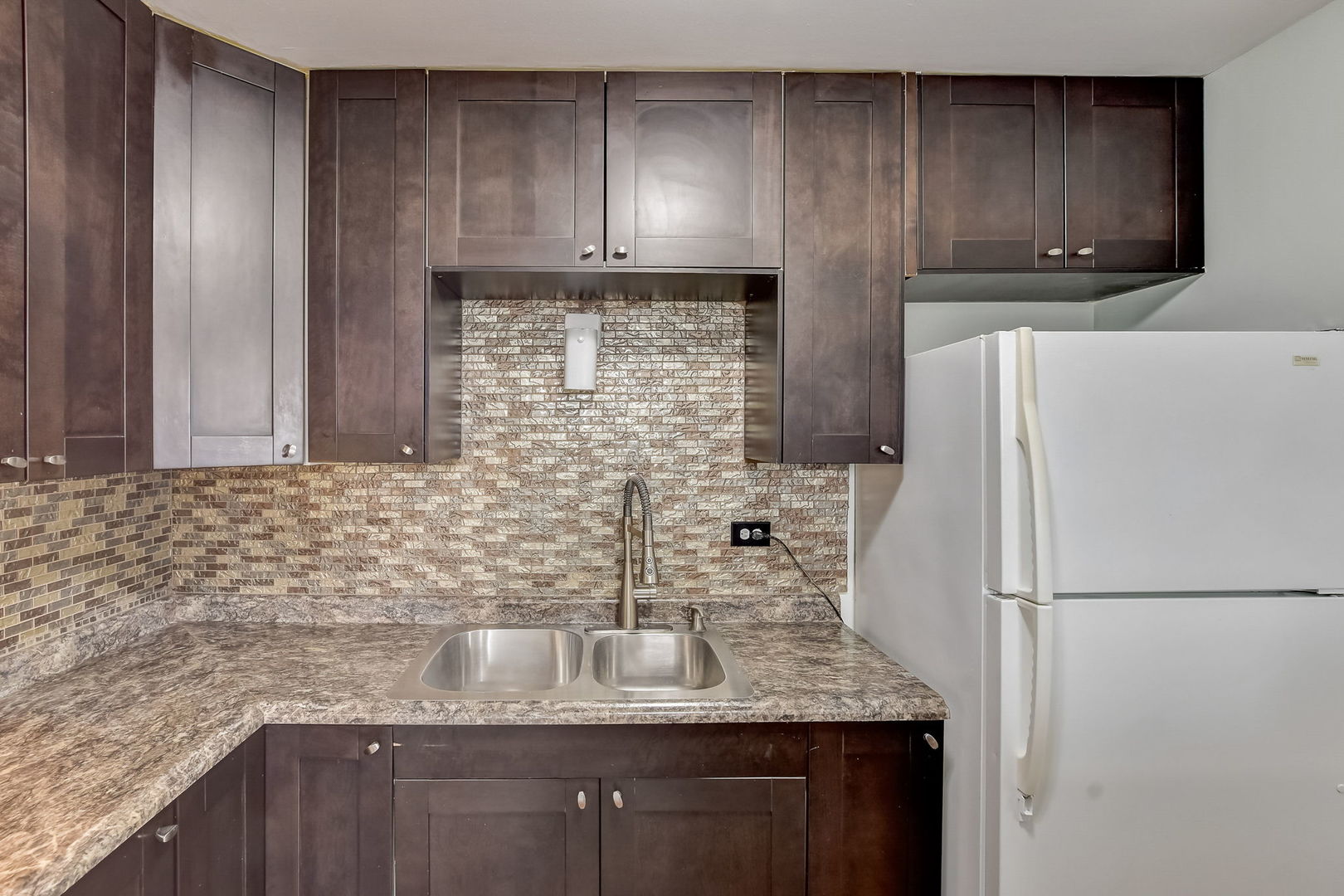 9740 South Pulaski Road, Unit 401 Oak Lawn, IL 60453 - Photo 11 of 31 Gallery Image 11