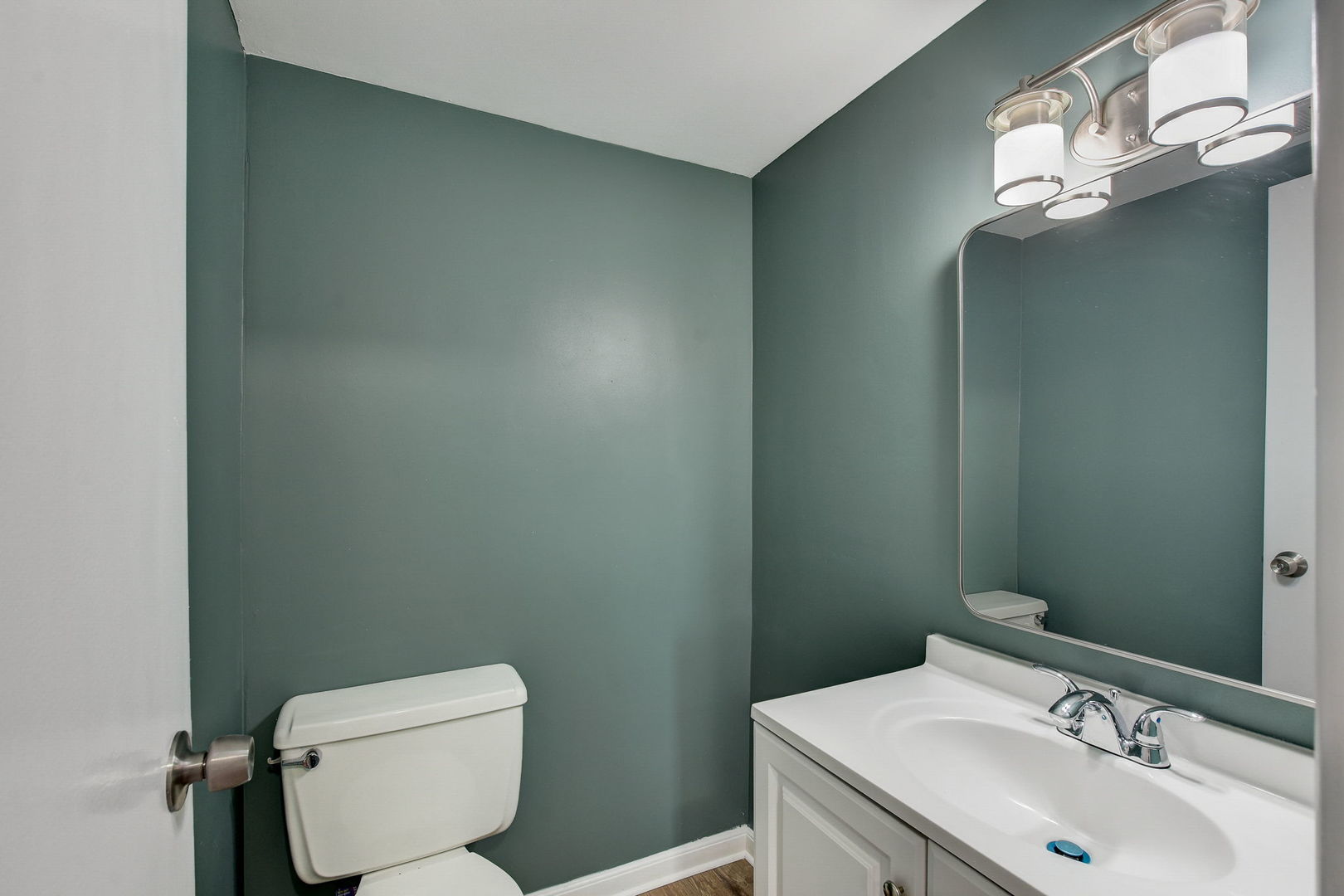 9740 South Pulaski Road, Unit 401 Oak Lawn, IL 60453 - Photo 17 of 31 Gallery Image 17