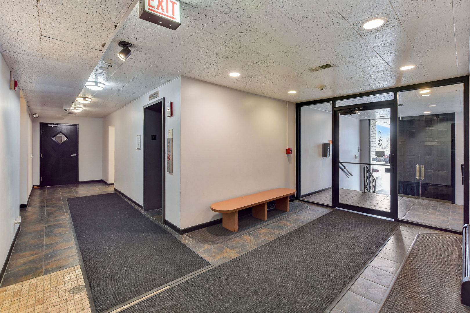 9740 South Pulaski Road, Unit 401 Oak Lawn, IL 60453 - Photo 21 of 31 Gallery Image 21