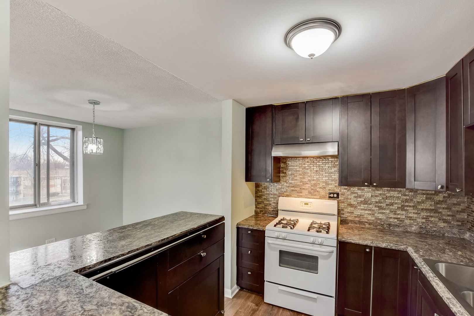 9740 South Pulaski Road, Unit 401 Oak Lawn, IL 60453 - Photo 9 of 31 Gallery Image 9