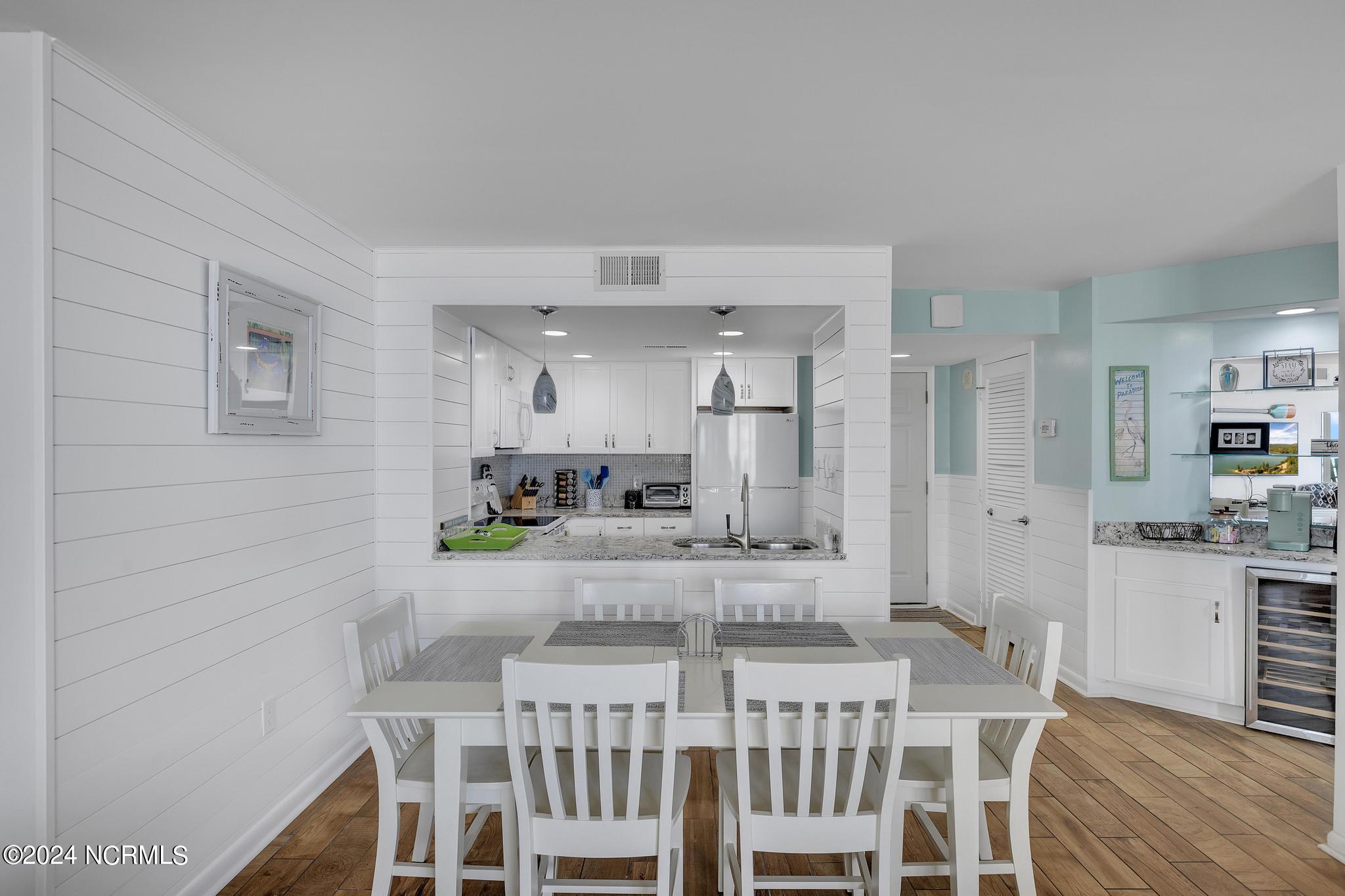 2000 New River Inlet Road, Unit 2404 North Topsail Beach, NC 28460 - Photo 8 of 61 IMG_4801