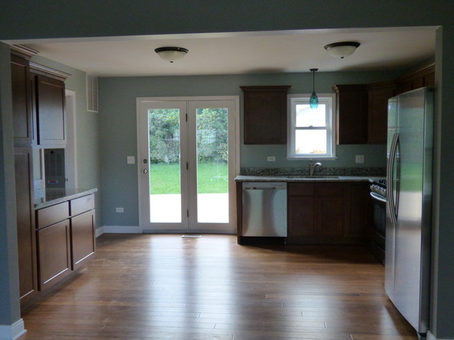 223 Riverside Drive Bolingbrook, IL 60440 - Photo 8 of 18