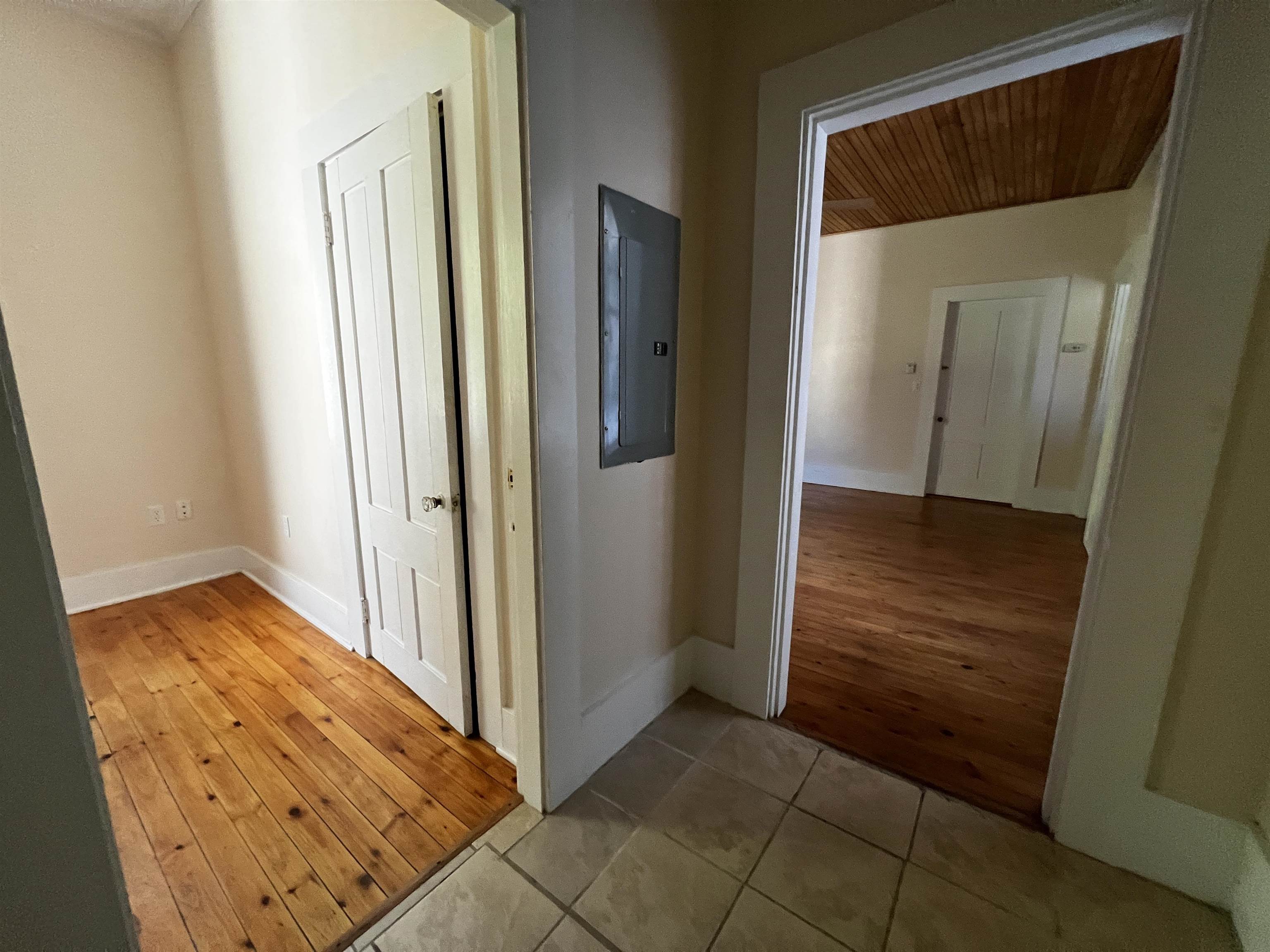 9 Forest Street, Unit 5 Exeter, NH 03833 - Photo 13 of 19