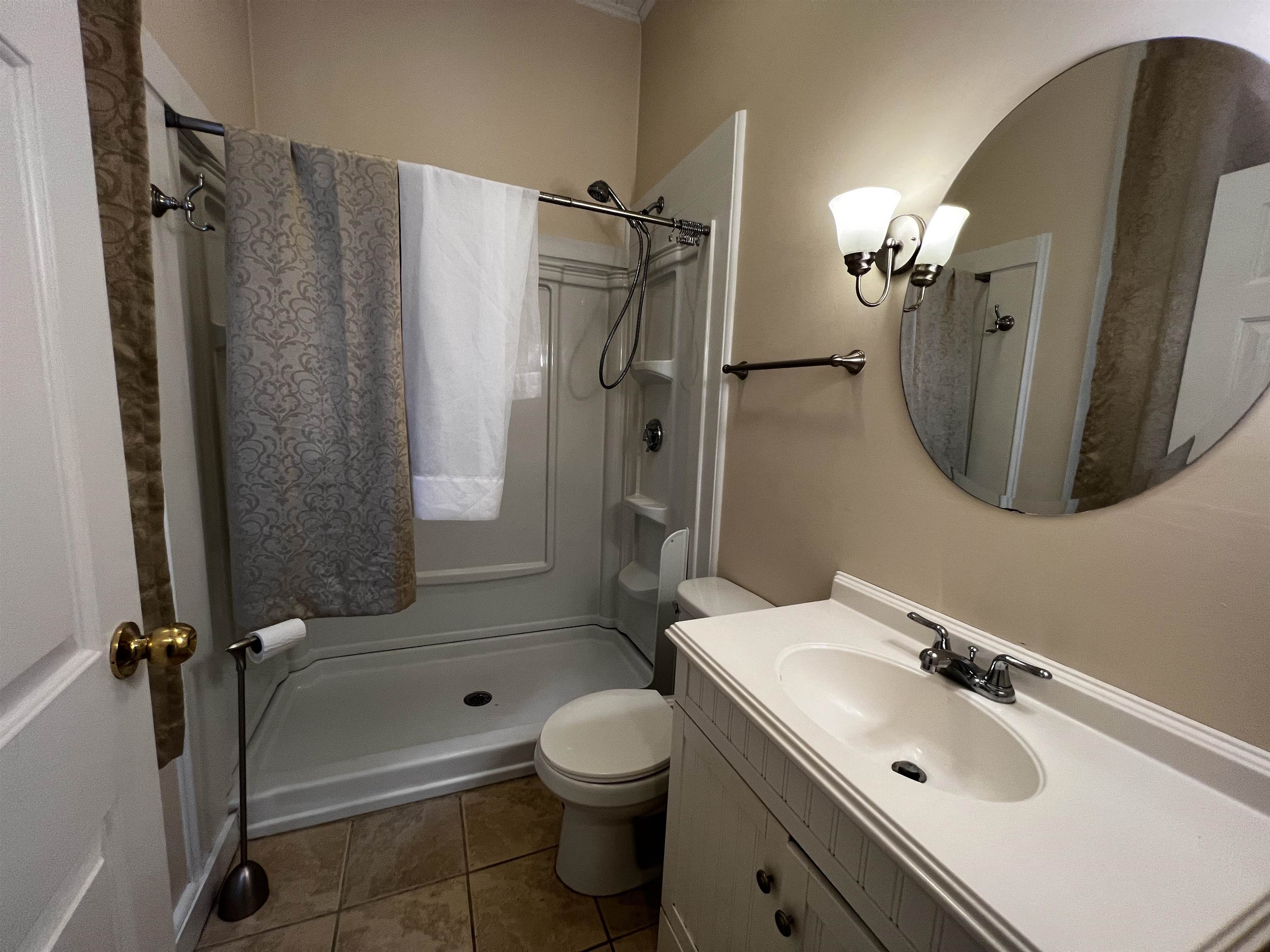 9 Forest Street, Unit 5 Exeter, NH 03833 - Photo 14 of 19