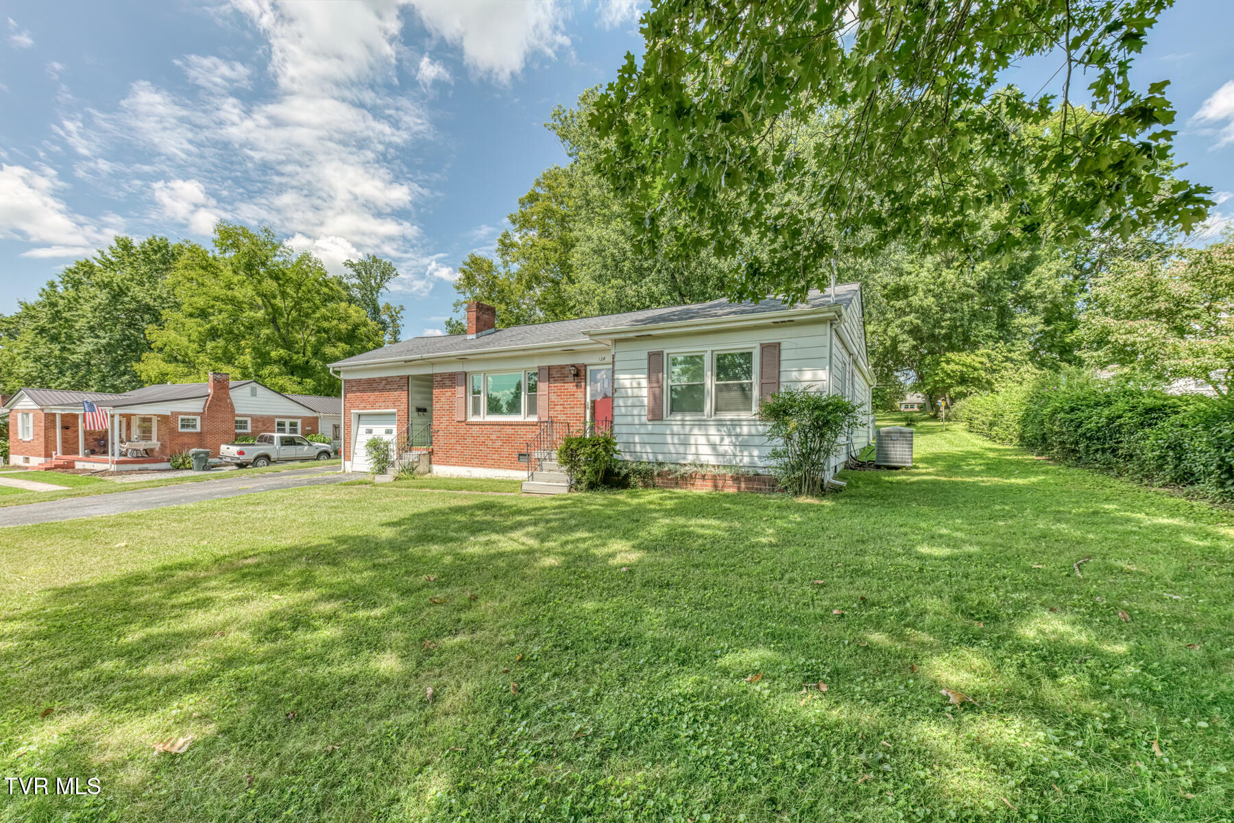 128 Crossway Rd-27