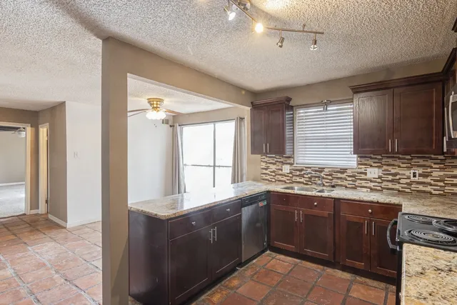 $2,450 | 10815 Cypresswood Drive, Houston, TX 77070