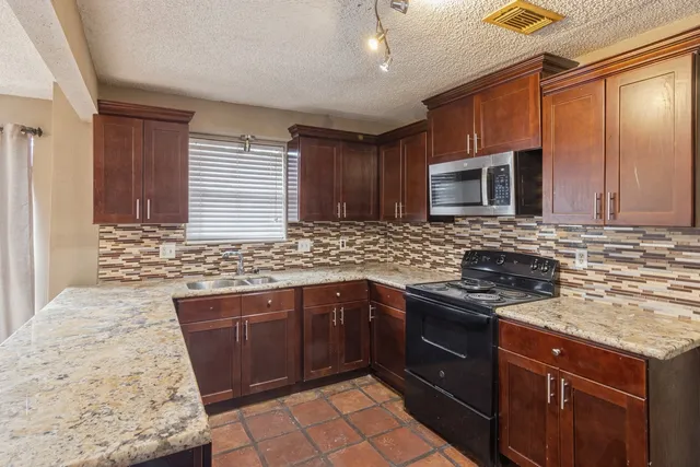 $2,450 | 10815 Cypresswood Drive, Houston, TX 77070