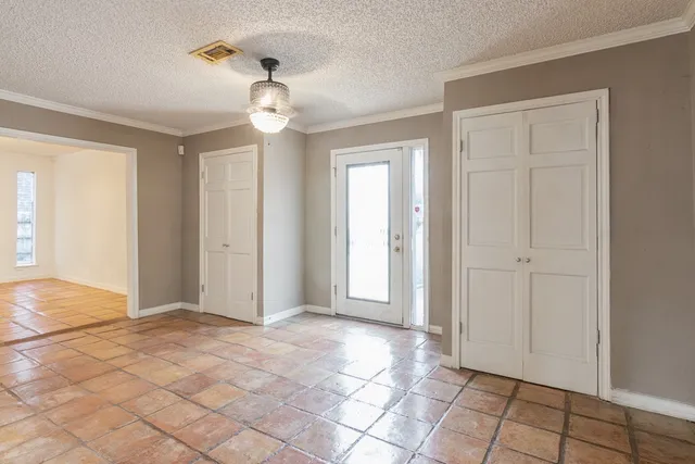 $2,450 | 10815 Cypresswood Drive, Houston, TX 77070