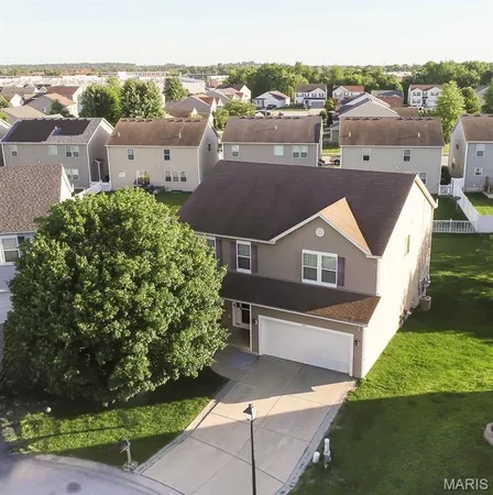 $395,000 | 205 Greenleaf Circle, Belleville, IL 62221