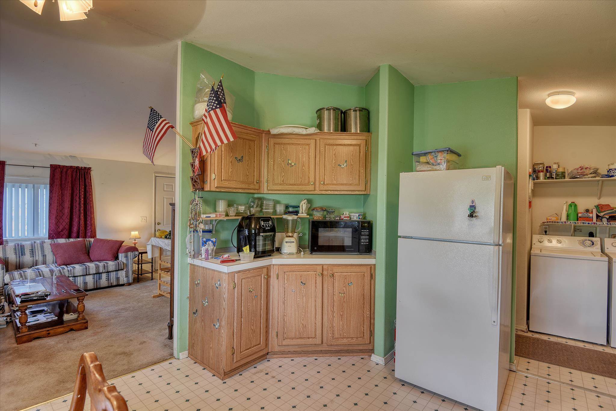 231 North Farr Road Spokane Valley, WA 99206 - Photo 8 of 24