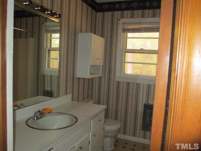 166 Paceville Road Selma, NC 27576 - Photo 8 of 9 Gallery Image 8