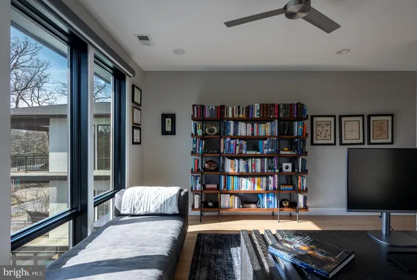 $4,250,000 | 6884 Churchill Road, McLean, VA 22101