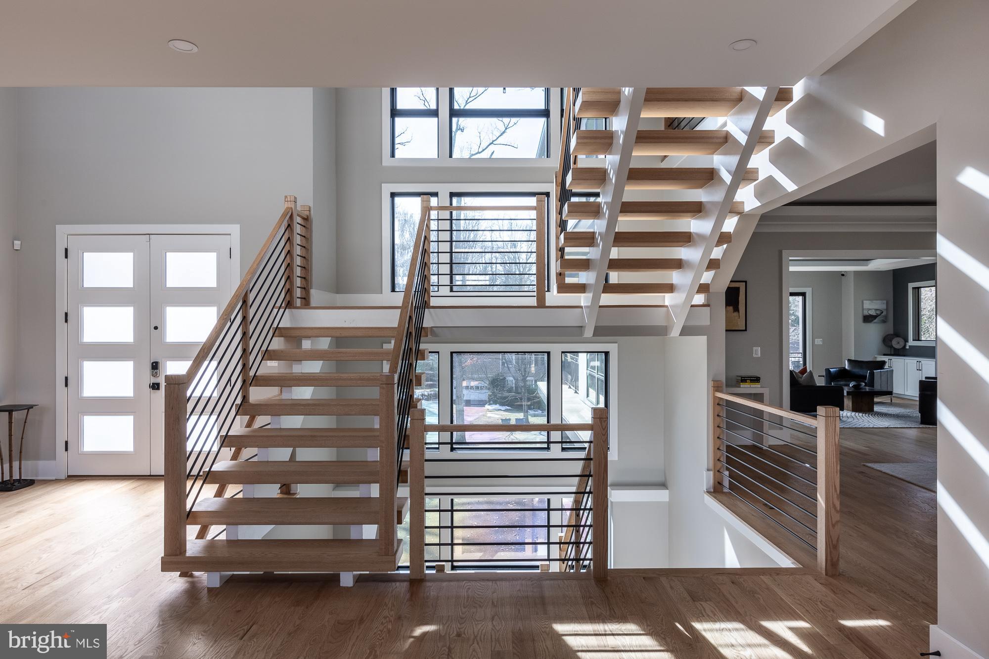 6884 Churchill Road McLean, VA 22101 - Photo 6 of 76