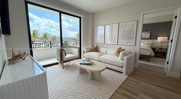 $4,110 | 1556 Northwest 110th Avenue, Unit LAVENDER A, Miami, FL 33172