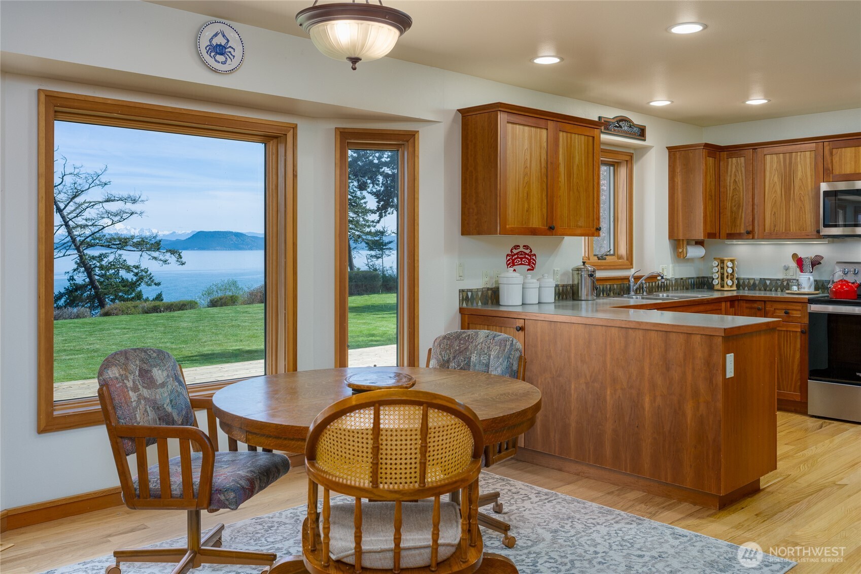 403 Eliza Road Lopez Island, WA 98261 - Photo 9 of 33