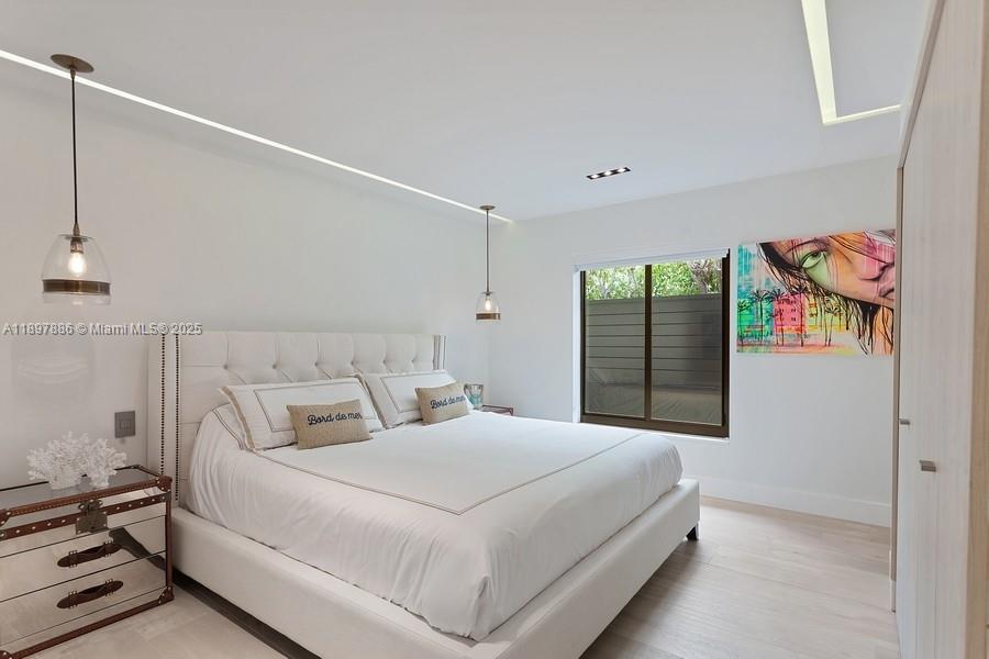 7972 Biscayne Point Circle Miami Beach, FL 33141 - Photo 16 of 26