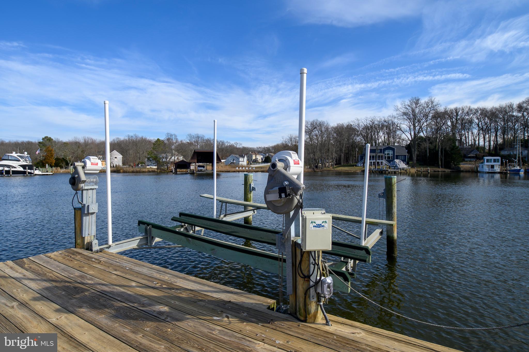 3887 Cotter Drive Edgewater, MD 21037 - Photo 30 of 50 Boat Lift