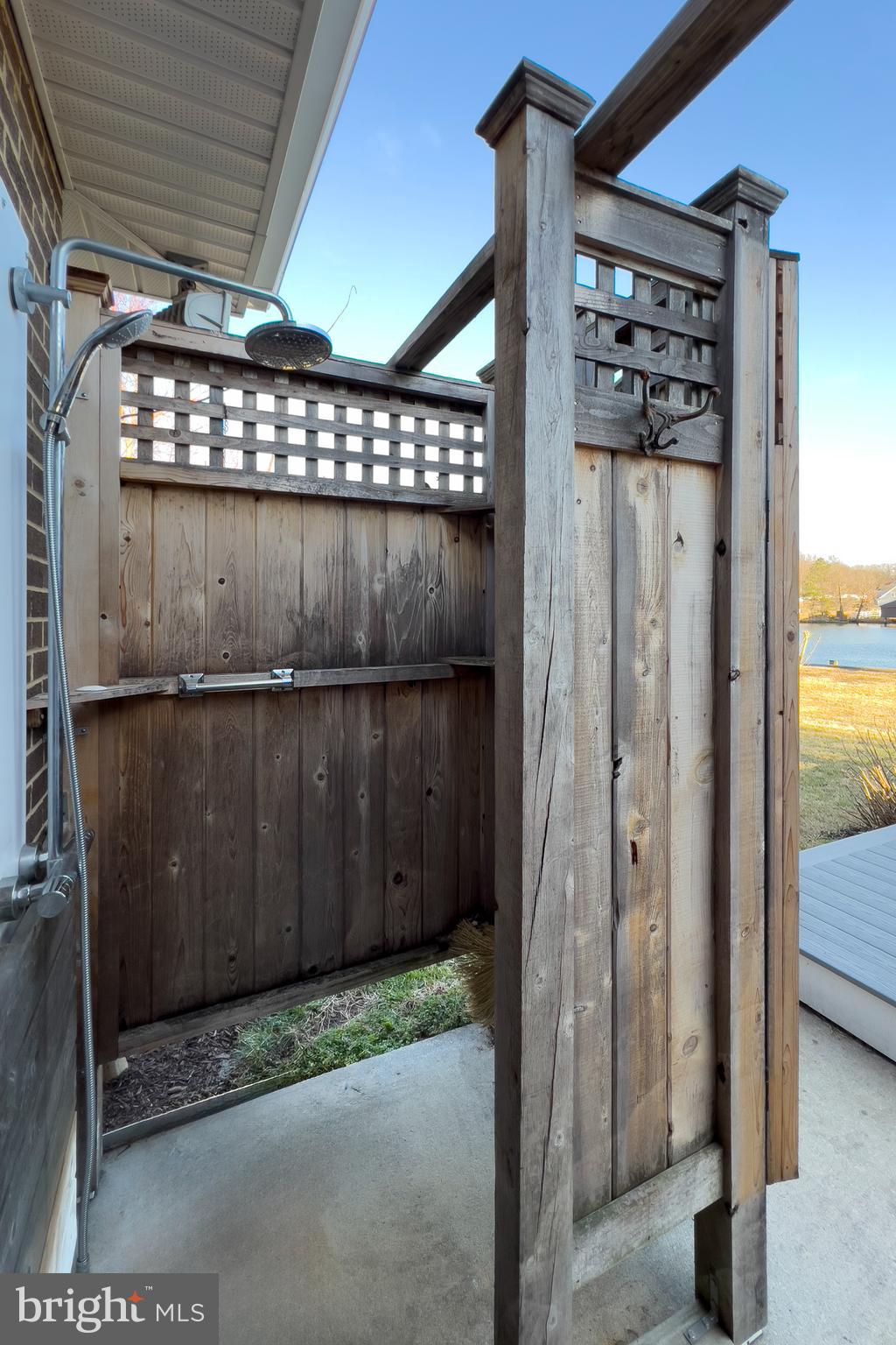 3887 Cotter Drive Edgewater, MD 21037 - Photo 34 of 50 Outside Shower (alt view)