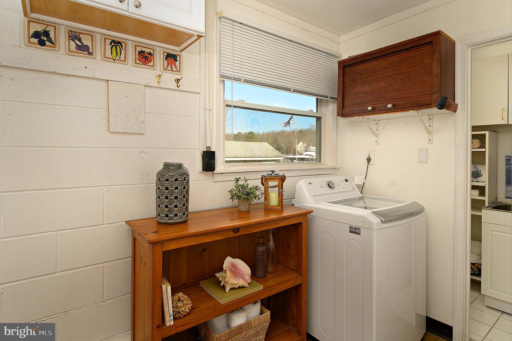 3887 Cotter Drive Edgewater, MD 21037 - Photo 35 of 50 Laundry Room