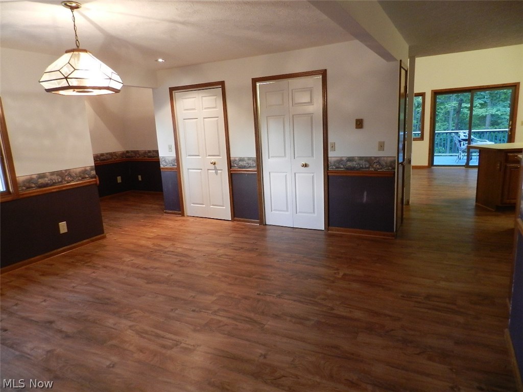 9575 Vermilion Road Amherst, OH 44001 - Photo 15 of 35
