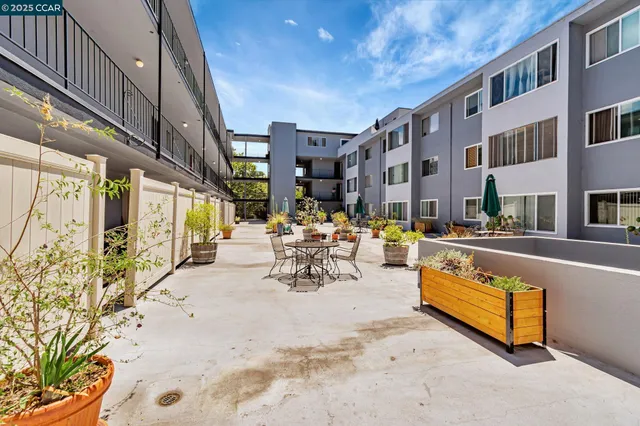 $199,000 | 455 Crescent Street, Unit 207, Oakland, CA 94610