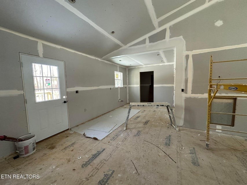 1020 Colony Road Grimsley, TN 38565 - Photo 6 of 32 Gallery Image 6