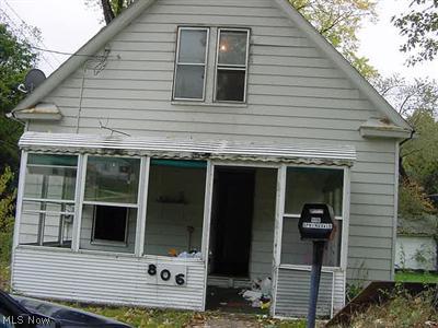 806 Springdale Street Akron, OH 44310 - Photo 1 of 1