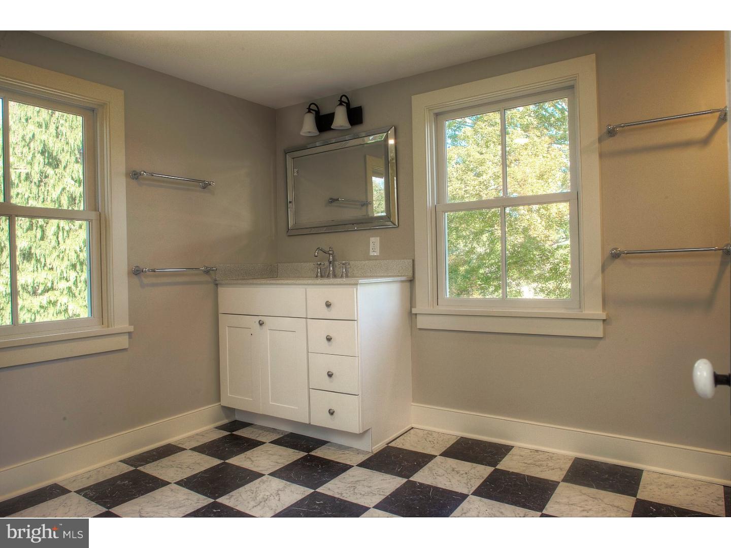 5253 Upper Mountain Road New Hope, PA 18938 - Photo 17 of 19