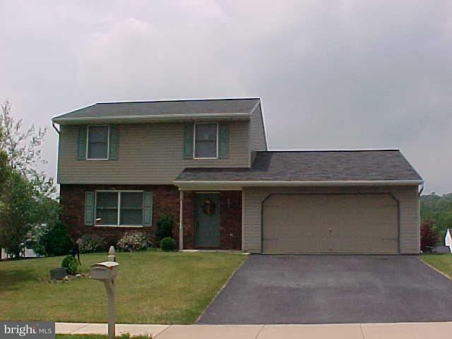 8 Barnhill Road Denver, PA 17517 - Photo 1 of 9 Gallery Image 1