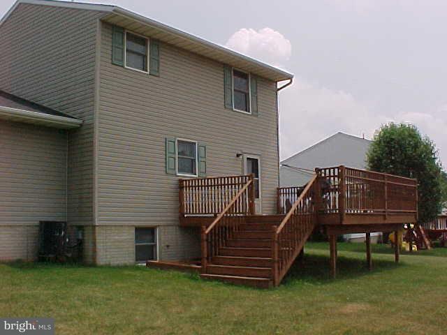 8 Barnhill Road Denver, PA 17517 - Photo 8 of 9 Gallery Image 8