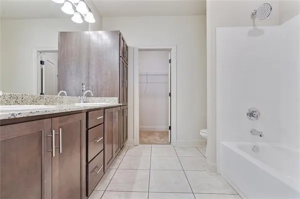 $875 | 3100 Rue Parc Fontaine, Unit 2401, New Orleans, LA 70131