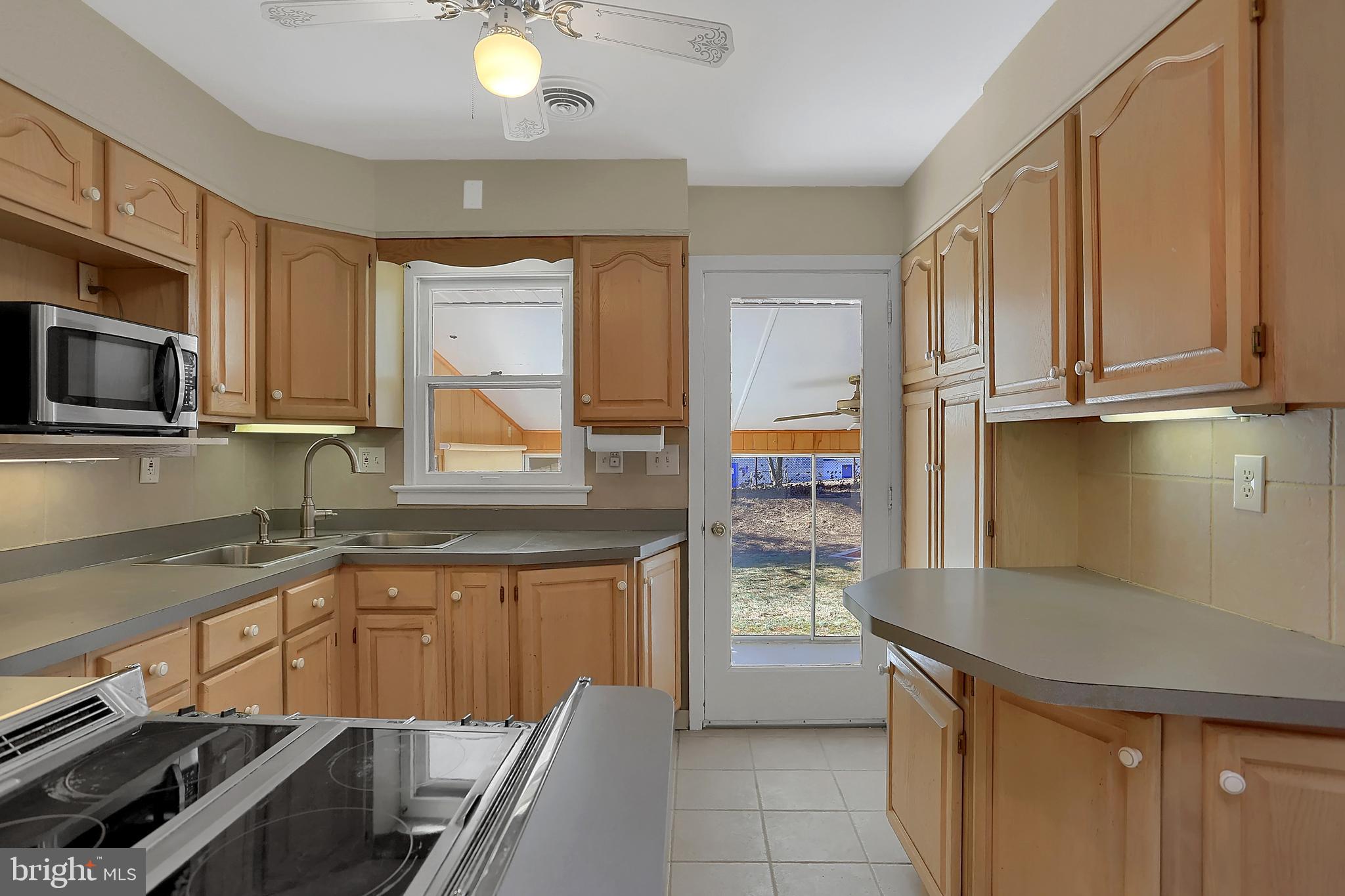 418 Parkside Road Camp Hill, PA 17011 - Photo 14 of 56 Gallery Image 14