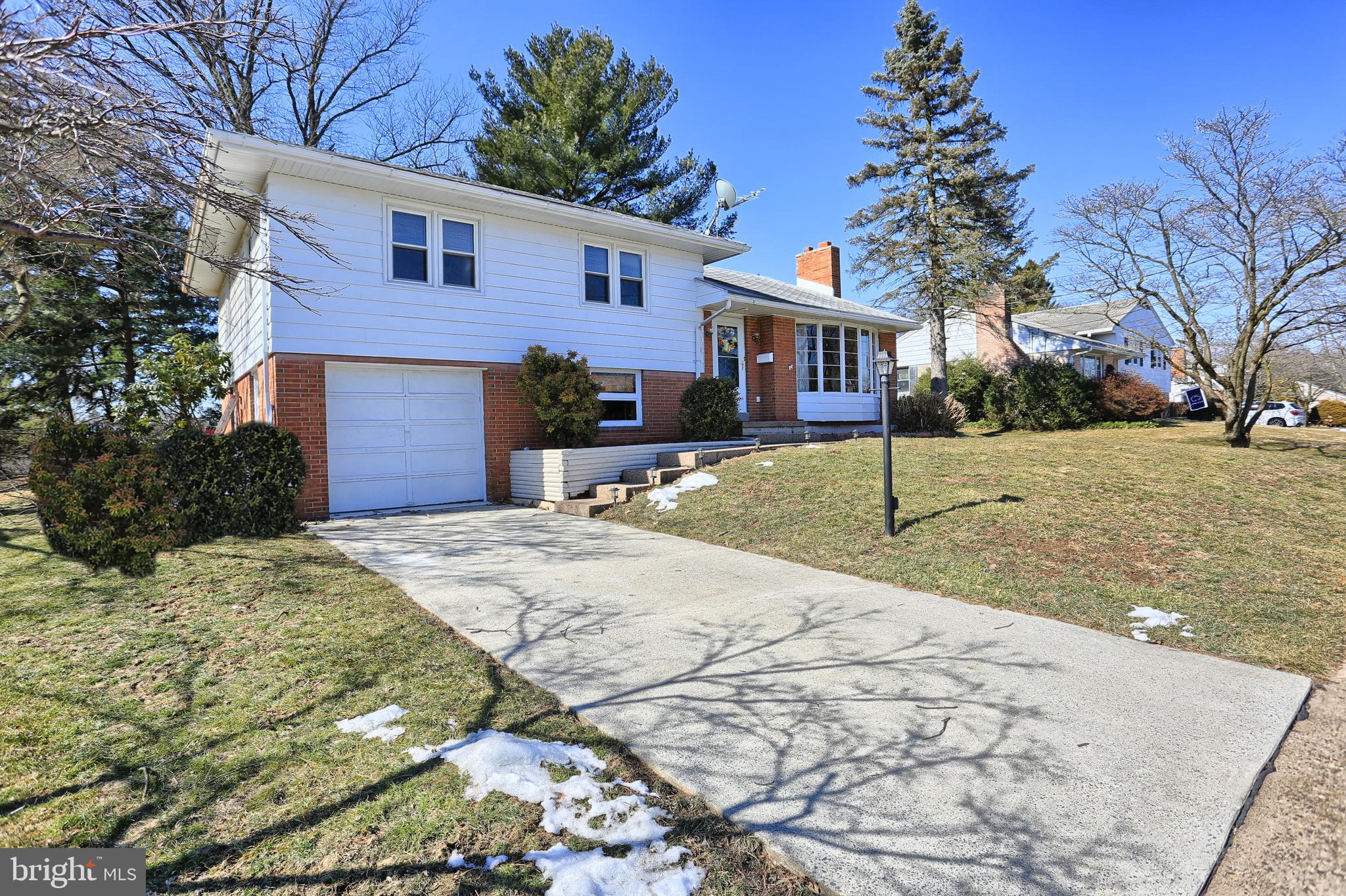 418 Parkside Road Camp Hill, PA 17011 - Photo 4 of 56 Gallery Image 4