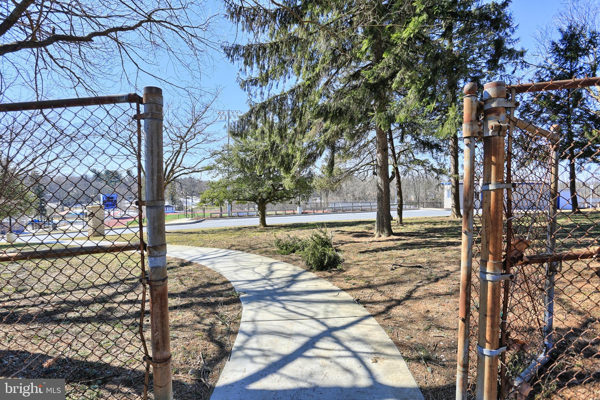 418 Parkside Road Camp Hill, PA 17011 - Photo 45 of 56 Gallery Image 45