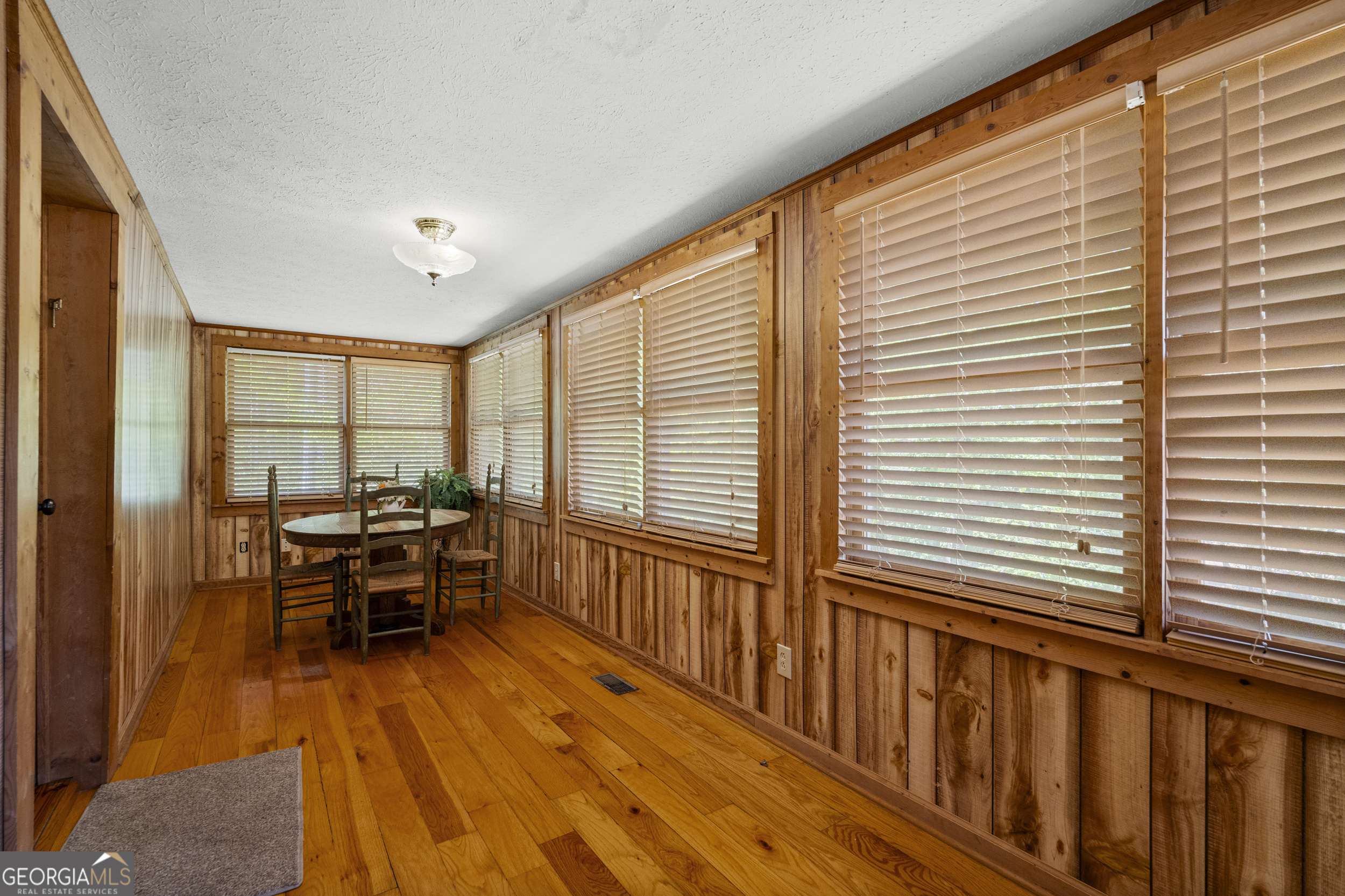 299 South L Street Hamilton, GA 31811 - Photo 16 of 36 a view of a balcony with chairs