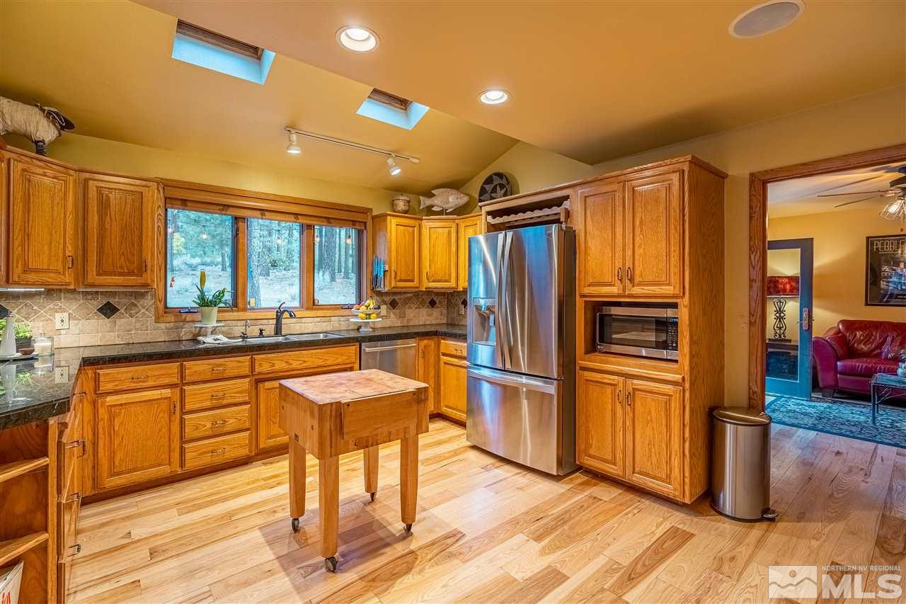 1350 Joy Lake Road Reno, NV 89511 - Photo 10 of 39 Photo 10