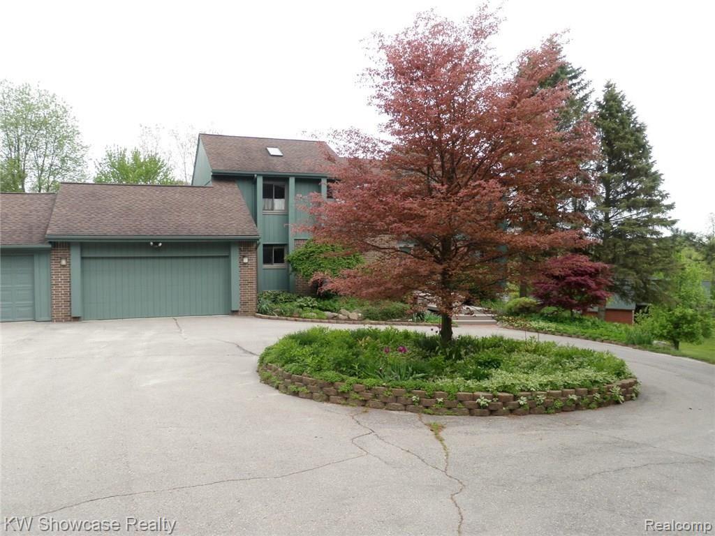 2724 Haley Road White Lake, MI 48383 - Photo 4 of 49 004.JPG