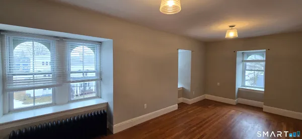 $1,400 | 57 Broad Street, Unit 5, Norwich, CT 06360