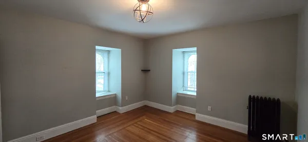 $1,400 | 57 Broad Street, Unit 5, Norwich, CT 06360