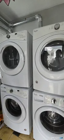 $1,400 | 57 Broad Street, Unit 5, Norwich, CT 06360