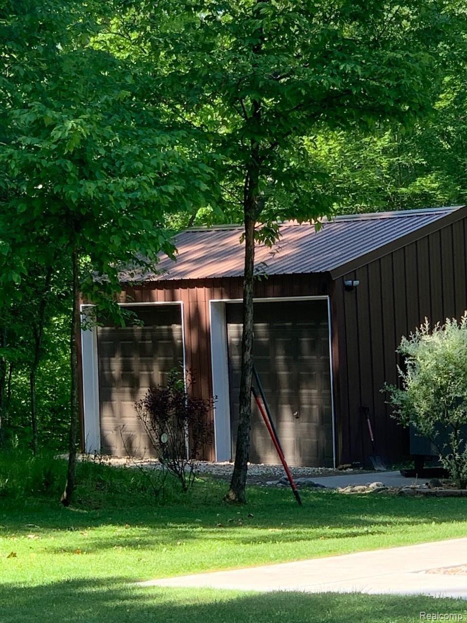 202 East Newark Road Lapeer, MI 48446 - Photo 13 of 16 Newark Pole Barn 1.jpg