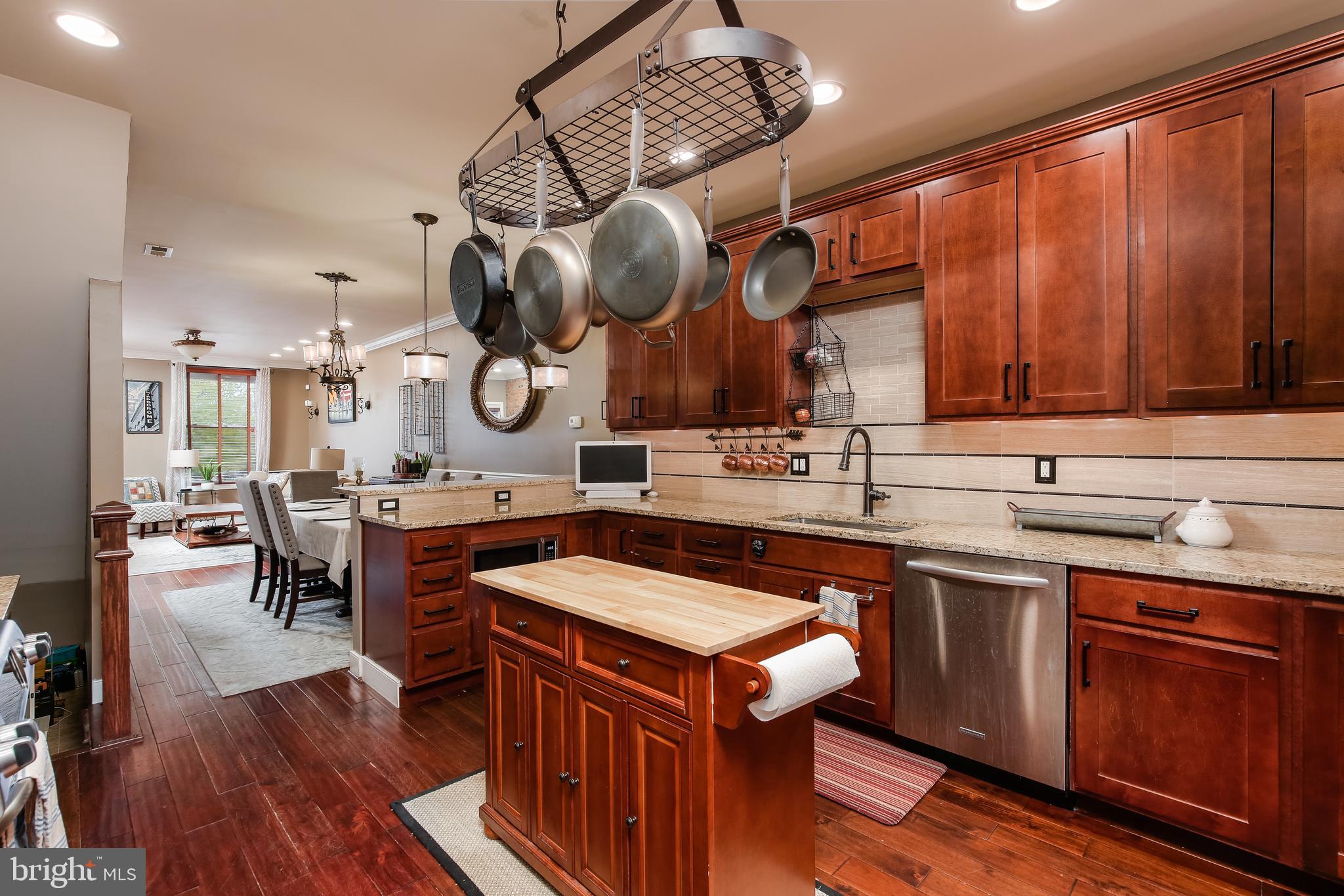 4131 Falls Road Baltimore, MD 21211 - Photo 8 of 29 Gallery Image 8