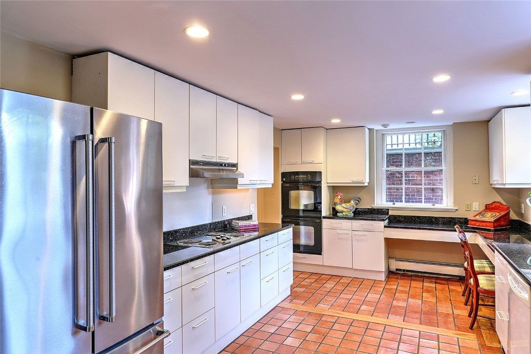 72 Manning Street, Unit 4 Providence, RI 02906 - Photo 19 of 39