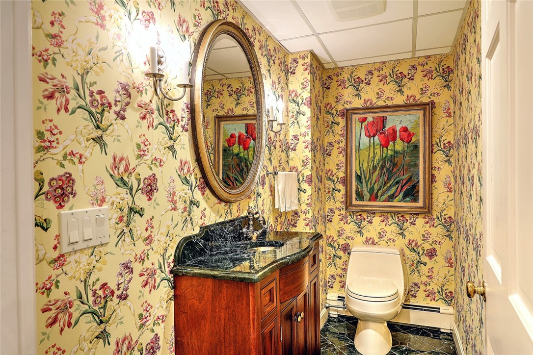 72 Manning Street, Unit 4 Providence, RI 02906 - Photo 23 of 39