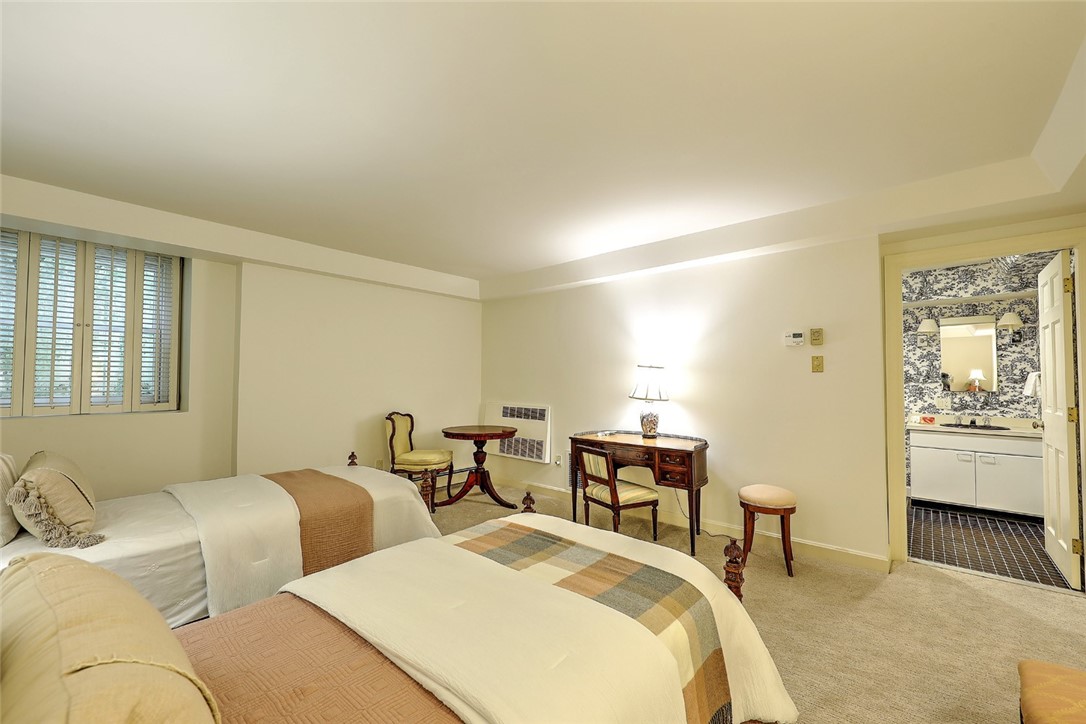 72 Manning Street, Unit 4 Providence, RI 02906 - Photo 30 of 39