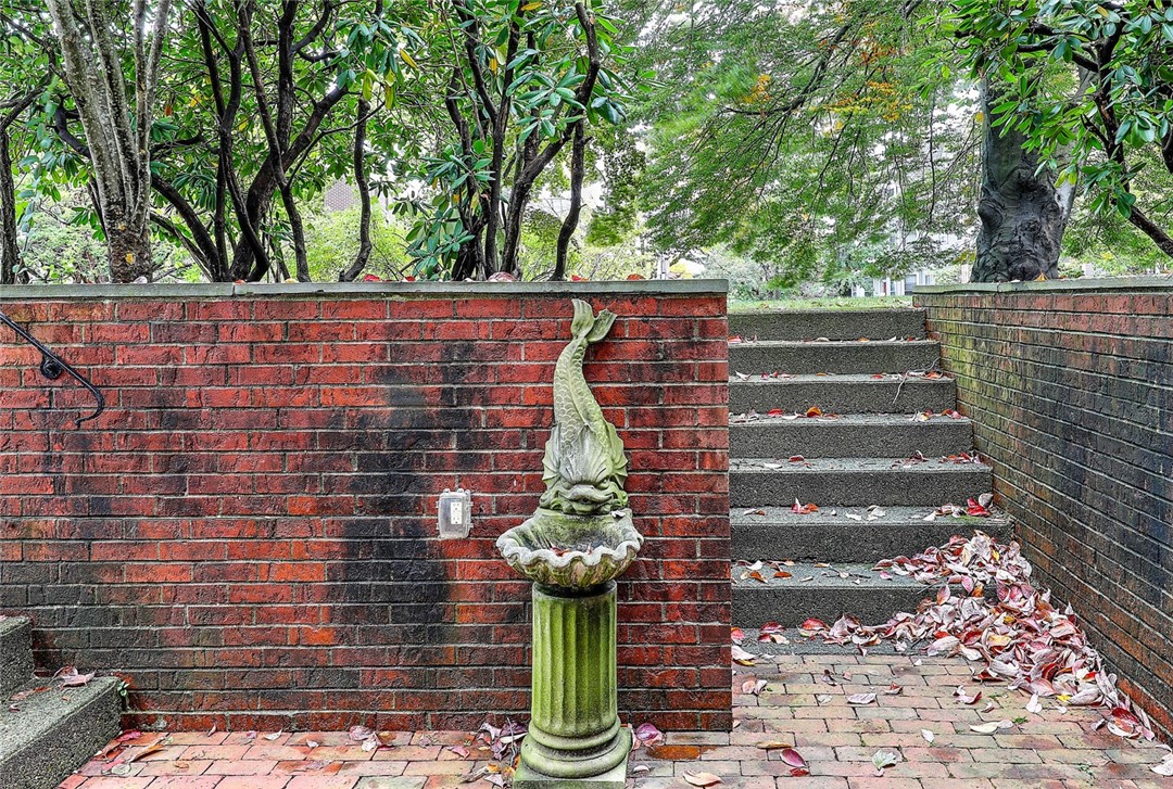 72 Manning Street, Unit 4 Providence, RI 02906 - Photo 35 of 39