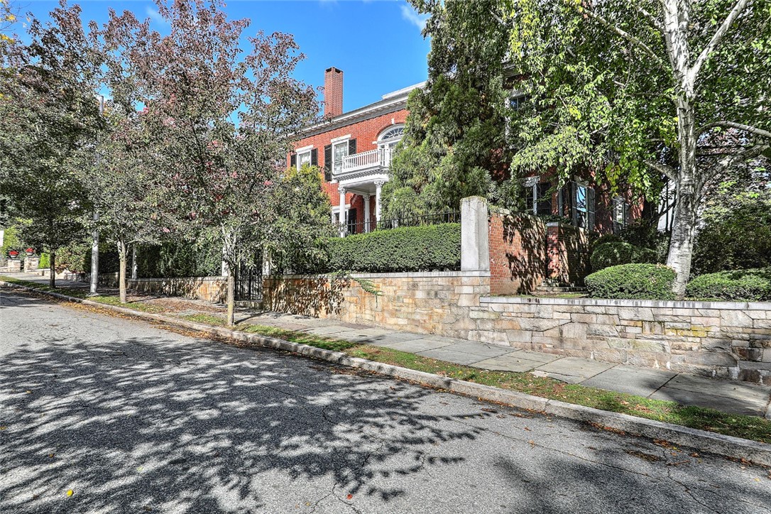 72 Manning Street, Unit 4 Providence, RI 02906 - Photo 38 of 39