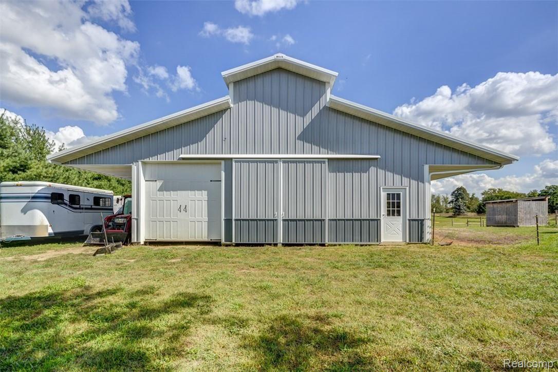 1401 South Garner Road Milford, MI 48380 - Photo 27 of 33 72.jpg
