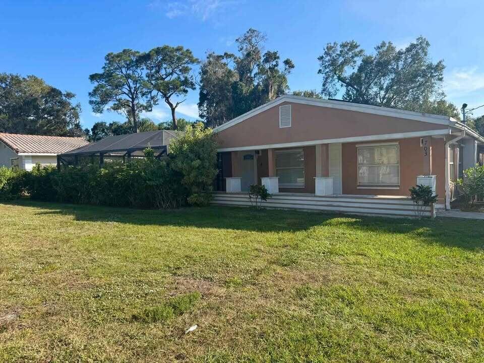 703 Ulrich Road, Unit A Fort Pierce, FL 34982 - Photo 2 of 30 Ulrich 27
